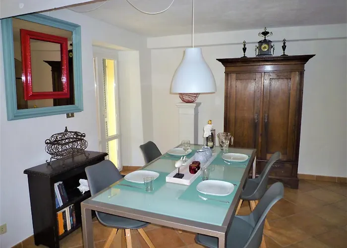 Fraseneggi 公寓 Maissana